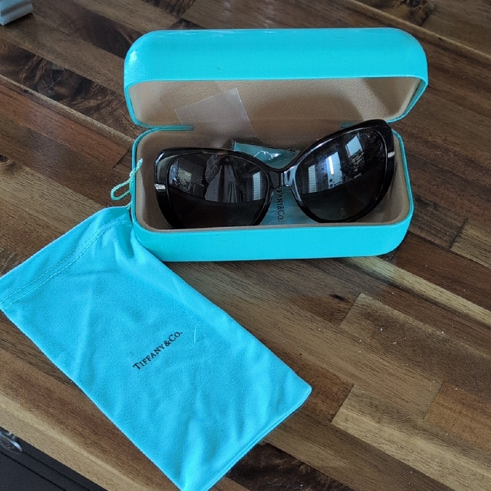 Tiffany & Co. Tortoise Sunglasses  Style 4126 B with Aqua Case